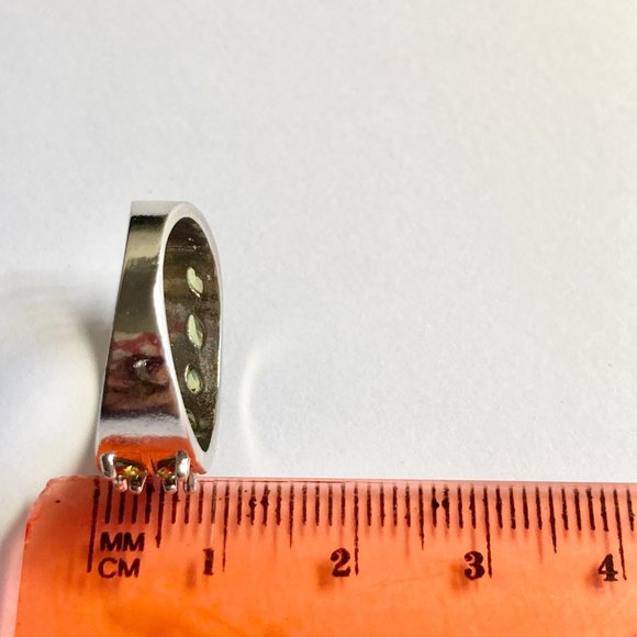 Silver Peridot Green Cubic Zirconia Anniversary Ring Size 7 Plated Simulated - Picture 9 of 9